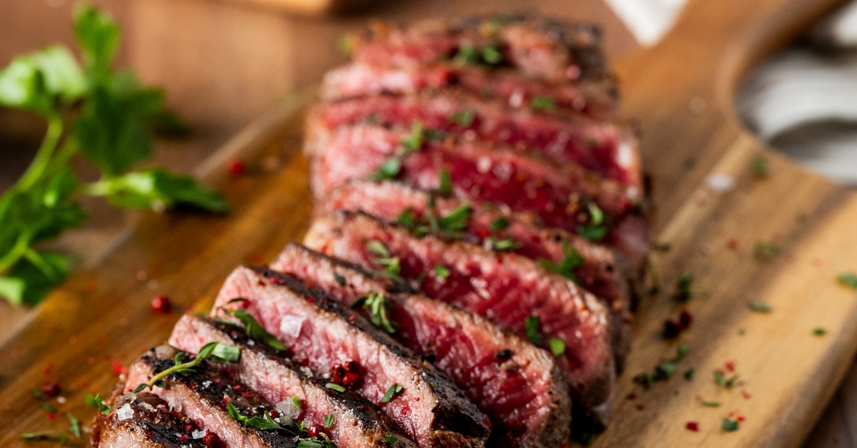 5 Tips for Using Fresh Herbs To Enhance Steak Flavor